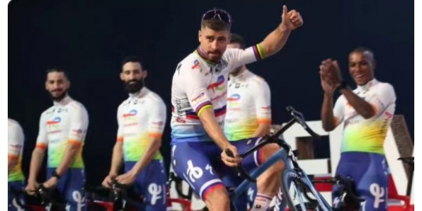 Peter Sagan, het laatste hoofdstuk van de legende, afscheid aan de top van het wielrennen Peter Sagan, het laatste hoofdstuk van de legende, afscheid aan de top van het wielrennen